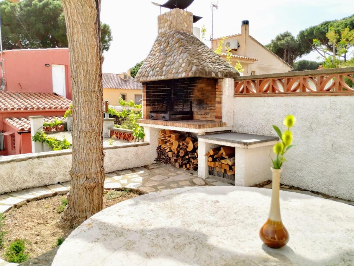 Vacay Apartamento Montgo, Agradable Jardin! En Costa Brava L'Escala! Zewnętrze zdjęcie